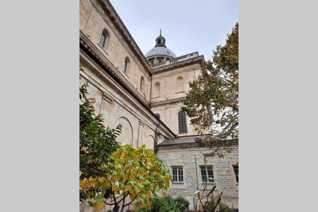 Ideal Vieille Ville De Boulogne La Boulonnaise ! Экстерьер фото
